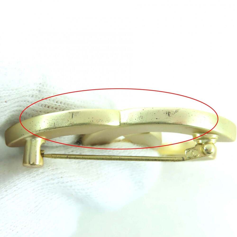 CHANEL Authentic Gold Logo Brooch - Picture 7 of 8